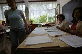Rezultatele la evaluarea națională 2017 au fost afișate, luni, pe portarul ministerului educației, edu.ro. Edu Ro Rezultate Evaluarea NaÈ›ionalÄƒ 2017 IalomiÈ›a IatÄƒ Notele Din IalomiÈ›a AfiÈ™ate Pe Edu Ro