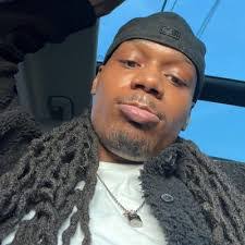 Cera Walker's Instagram, Twitter & Facebook