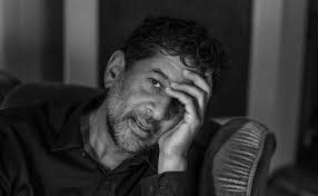 Dirrende sorg og sitrende orkestersang • ballade.no