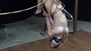 BoundHub - Western bondage - Hogtie suspension