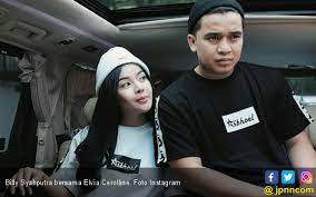 Walau belum ada pernyataan langsung dari billy maupun elvia. Hubungan Billy Syahputra Dan Elvia Cerolline Kandas Jpnn Com