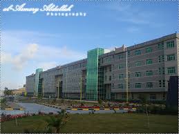 عاماً بعد عام، تحقق جامعة العين عدداً من الإنجازات التي وضعتها ضمن خططها الاستراتيجية لتعزيز موقعها الريادي كإحدى أبرز الجامعات ذات التعليم. Kk Univesity Abha Ksa Ø¬Ø§Ù…Ø¹Ø© Ø§Ù„Ù…Ù„Ùƒ Ø®Ø§Ù„Ø¯ Ø£Ø¨Ù‡Ø§ College Of M Flickr