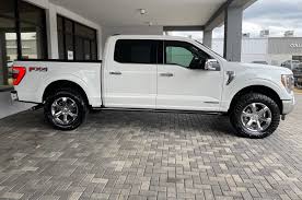 Max towing varies based on cargo, vehicle configuration, accessories and number of passengers. 2021 King Ranch Powerboost On 35s And 2 Level Kit Page 2 F150gen14 Com 2021 Ford F 150 And Raptor Forum 14th Gen