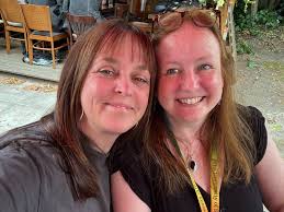 looks doctoral and beaming* !