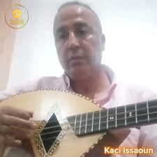 🎤 🎼 𝗛𝗮𝗸𝗶𝗺 𝗞𝗮𝗰𝗶 : 𝘂𝗻 𝗮𝗿𝘁𝗶𝘀𝘁𝗲 𝗱𝗲 𝗴𝗿𝗮𝗻𝗱  𝘁𝗮𝗹𝗲𝗻𝘁 Originaire du village Tirmitine dans la commune de Boghni, Hakim  Kaci s'illustre comme une figure montante de la scène depuis les années