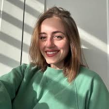 Anja Nell (@anjanell404)