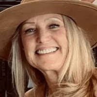 Kimberly Arbuckle's Instagram, Twitter & Facebook