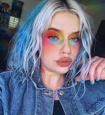 21 Abstract Makeup Looks That Are Totally Selfie Worthy Hair Styles Cute Hairstyles For Short Hair Makeup Looks