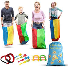 Entre los juegos infantiles al aire libre tradicionales y más populares se encuentra el juego del pañuelo.su mecánica es muy sencilla: Amazon Com Juegos Al Aire Libre Para La Familia Juegos De Patio O Fiestas De Cumpleanos Para Ninos 4 Bolsas De Carreras De Patatas Para Ninos 3 Bandas De Carreras Con