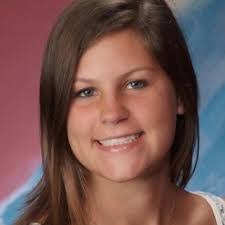 Amanda Zeisel's Instagram, Twitter & Facebook