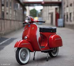 Vespa Gtr In Rosso Corallo O Lack Mit 16 020 Km Jg 1972 Ch Er Fahrzeug Rosso Bianco Rote Vespa Vespa Scooter Vespa Oldtimer