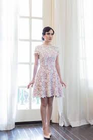 Sebab, saat ini sudah ada model gaun pengantin muslimah ala korea dengan desain yang sopan, tertutup, dan anggun. 30 Model Dress Kebaya Modern Muslim Brokat Panjang