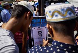 Queens imam and friend mourned by hundreds as crowd demands 'justice'