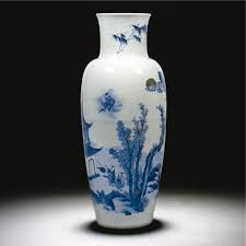 A Good Blue And White And Copper Red Landscape Vase Qing Dynasty Kangxi Period 1662 1722 Chinese Ceramics Chinese Pottery Chinese Art