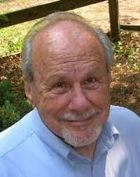 Hannah Pinelli's Instagram, Twitter & Facebook