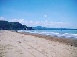 Terima kasih sudah menonton salam dari saya zemoen es wawan dari ponorogo untuk teman2 diseluruh indonesia tetap pantau chanel keluarga marsya ya tq. Lokasi Dan Rute Menuju Pantai Gemah Tulungagung Persembahan Keindahan Pantai Dari Pesisir Selatan Daka Tour