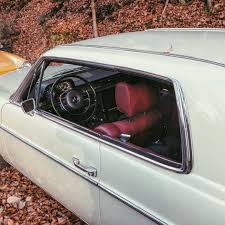 Mercedesclassic Strichacht W114 Coupe Interior Pillarless Carros Classicos Carros Mercedes