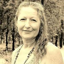 Amazon.com: Silhouettes of My Soul: 9781709438974: McLain, Debra: Books