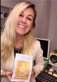 I’m SO excited to share my first-ever coffee!💎☕✨ Introducing the limited  edition Diamond Roast, a special collab between my company and label,  @adiamondheartproduction and Your Mom’s Coffee. This ...