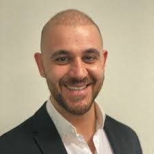 Daniel Veit's Instagram, Twitter & Facebook