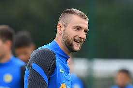 Check out his latest detailed stats including goals, assists, strengths & weaknesses and match ratings. Tottenham Face Transfer Battle For Milan Skriniar As Fulham Join Race For 45m Rated Inter Defender