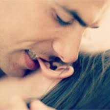 Ada yang menggelarkan gout sebagai penyakit orang kaya kerana kebanyakan penghidap penyakit ini disebabkan amalan pemakanan mereka yang tiada kawalan dalam. Tips Hilangkan Love Bite