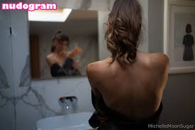 Ellie Land  Michelle Moonsugar  ellielandgo  michellemoonsugar Naakte  Gelekte OnlyFans Foto 34 - Nudogram v2.1
