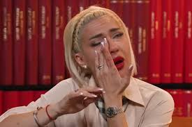 SVI ŽELE ANĐELOVU REAKCIJU NA OVU PORUKU: Sandra Rešić konačno dala sud o  njegovoj vezi sa Anitom!