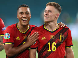 How tall and how much weigh thorgan hazard? Wiiee5r Jovt6m