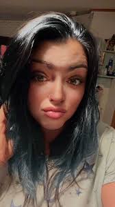 Lacey Hendrickson Xo