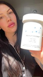 I don’t gate keep any of my hair advice! Ever and I wanted to share the  supplement I’m taking and I’ve partnered with @beautycore.life so I can  offer you a discount code ALYSSA25, #beautycorepartner ...