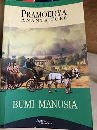 Contoh resensi buku non fiksi #1. Sinopsis Bumi Manusia Pramoedya