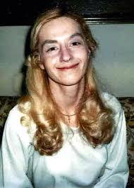 Suzanne Byron's Instagram, Twitter & Facebook