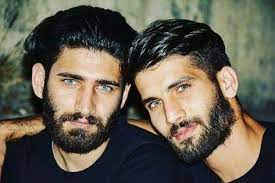 Facial Hair Is Very Common On Men And Wearing Hijab Is Something They Are Proud To Wear Middle Eastern Men Handsome Arab Men Guys