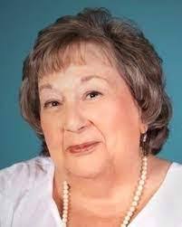 Judith Cataldo's Instagram, Twitter & Facebook