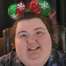 Britney Sauer's Instagram, Twitter & Facebook