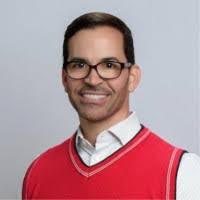 Fernando Aponte's Instagram, Twitter & Facebook