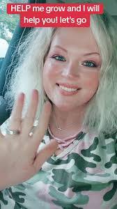 Tabitha Neal's Instagram, Twitter & Facebook