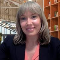 Erin Dooley's Instagram, Twitter & Facebook