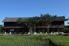 Rumah Betang Wikipedia Bahasa Indonesia Ensiklopedia Bebas