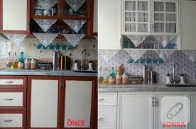 Mutfak Yenileme Orneklerinin En Basarili Olanlarindan Biri Oncesi Sonrasi Fotograflarina Bakarak Anlayabilirsiniz O Mutfak Yenileme Mutfak Dolaplari Dolaplar