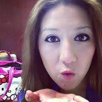 Desi Castro (bombon_flor123)