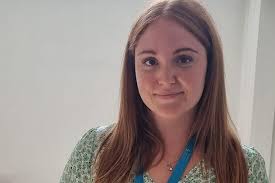 Sara leverer nøgletal som studiejob