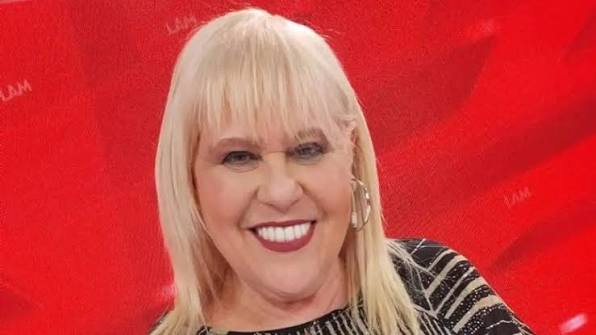 Laura Ubfal rompió el silencio tras los dichos de Santiago del Moro sobre su imagen y su carrera «La gordofobia es una realidad»: la panelista se emocionó al hablar del tema. LINK