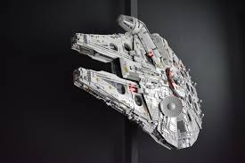 An evolved system for alternative investing. Figuholder Mount For Your Lego Millennium Falcon 75192 Markenwelt Voegele