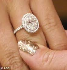 Andi Dorfman 27 Year Old 04 03 87 Showed Kelly Ripa Michael Strahan Abc S Live Kelly Dream Engagement Rings Engagement Rings Wedding Rings Engagement