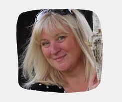 Hello everyone! 👋** I'm thrilled to be joining this group! My name is  Gina, and I'm a Business and Life Coach offering a personalised approach. I  have over 20 years of experience