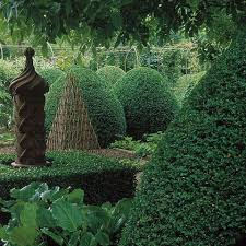Anouska Hempel Anouskahempeldesign Instagram Fotos Und Videos In 2020 Formaler Garten Garten Gartenraum