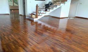Berikut contoh gambar model keramik lantai motif kayu rumah minimalis terbaru sebagai inspirasi memilih motif lantai kayu yang tepat untuk. Cara Merawat Lantai Kayu Parket Di Rumah Anda Winnetnews Com