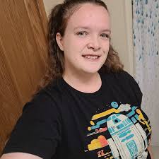 Anyone know some artists that draw fairies with no AI that I can follow?